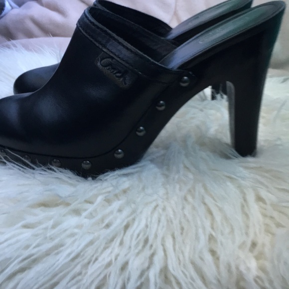 Heels - Picture 4 of 5